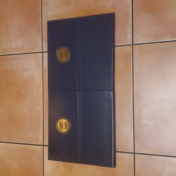 Set of 2 World Reserve Moneyary Exchange US Presidential Dollars Display Ledger - Picture 1 of 4